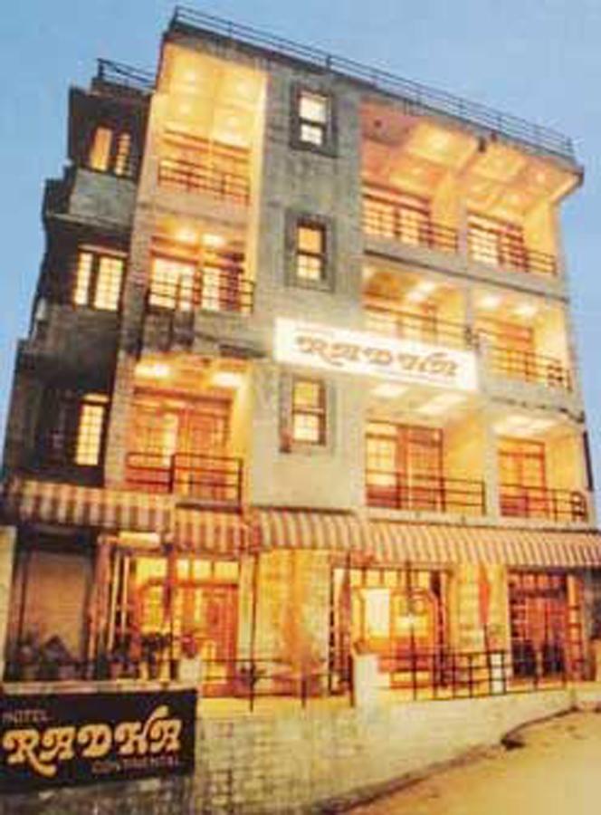 Hotel Radhe Continental Найнитал Экстерьер фото